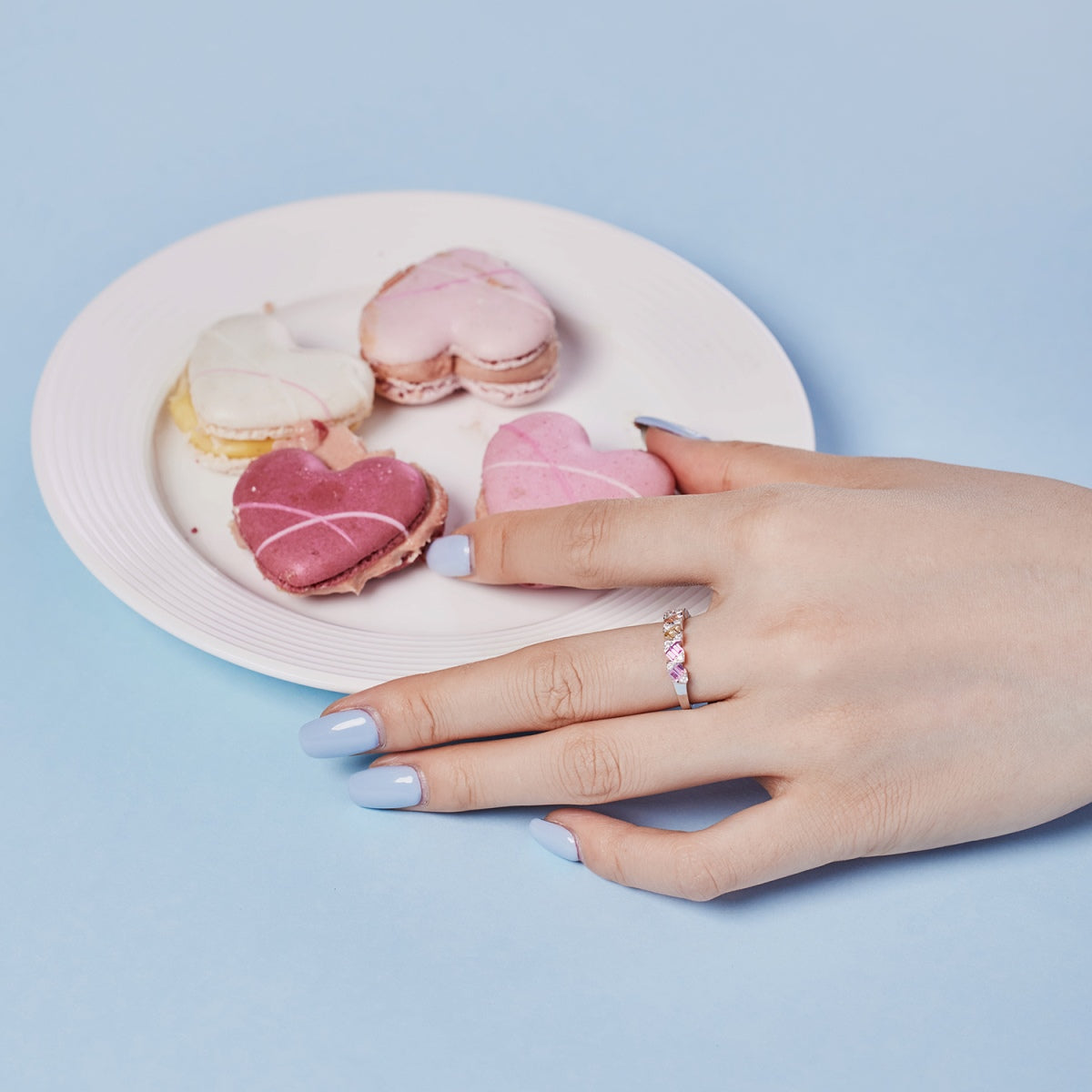 [Rose Jewellery]Delicate Vibrant Emerald Cut Daily Ring