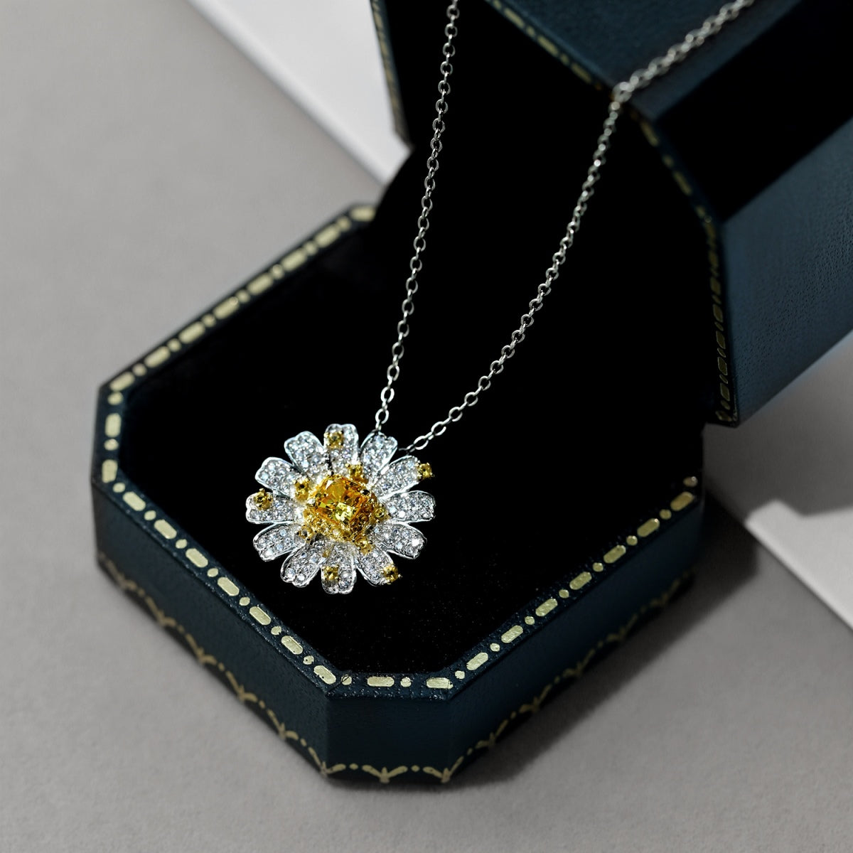 [Rose Jewellery]Exquisite Daisy Necklace