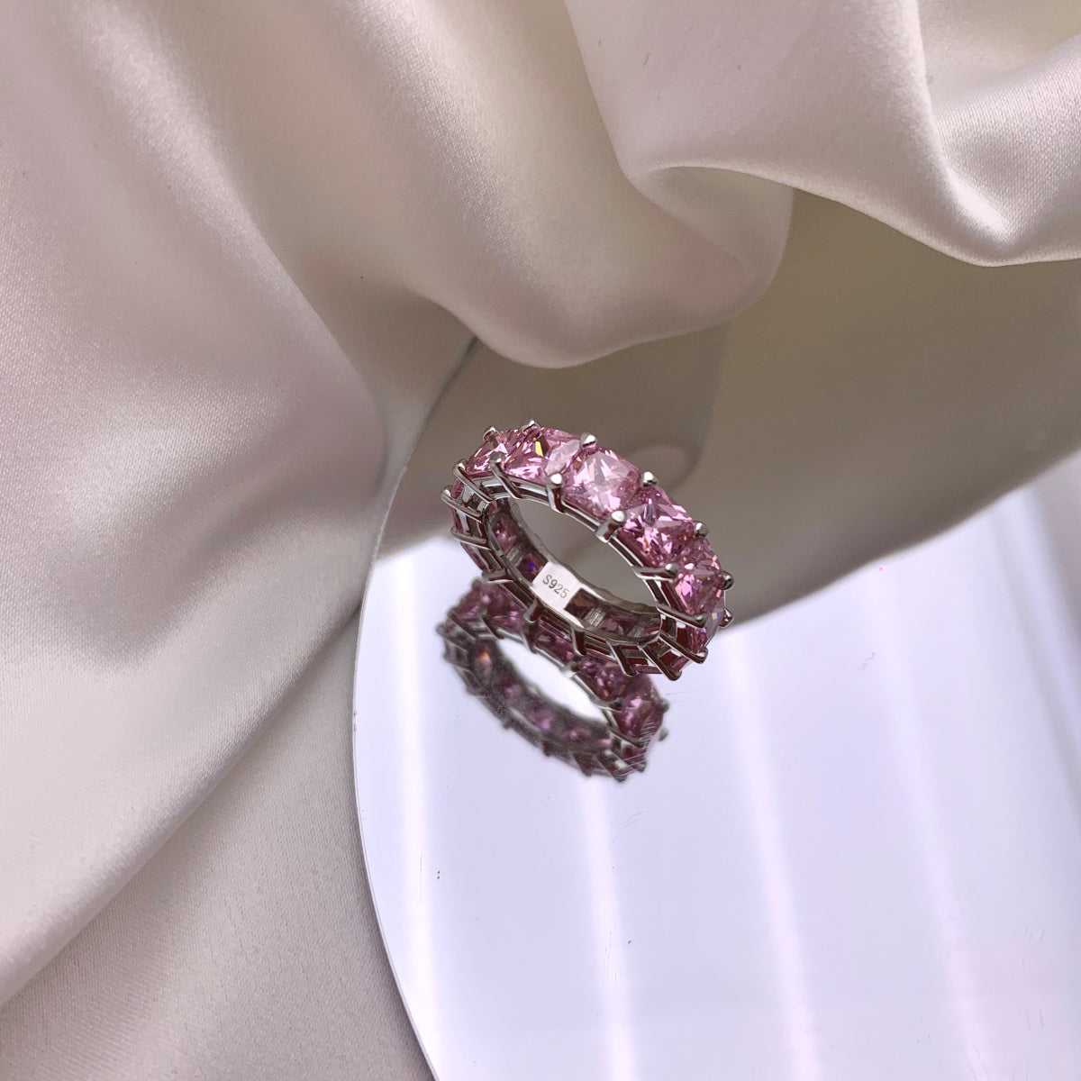 [Rose Jewellery]Elegant Princess Cut Tennis Ring