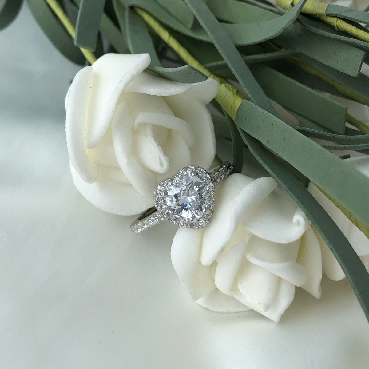 [Rose Jewellery]Eternity Splashy Romantic Heart Shape Lover Ring