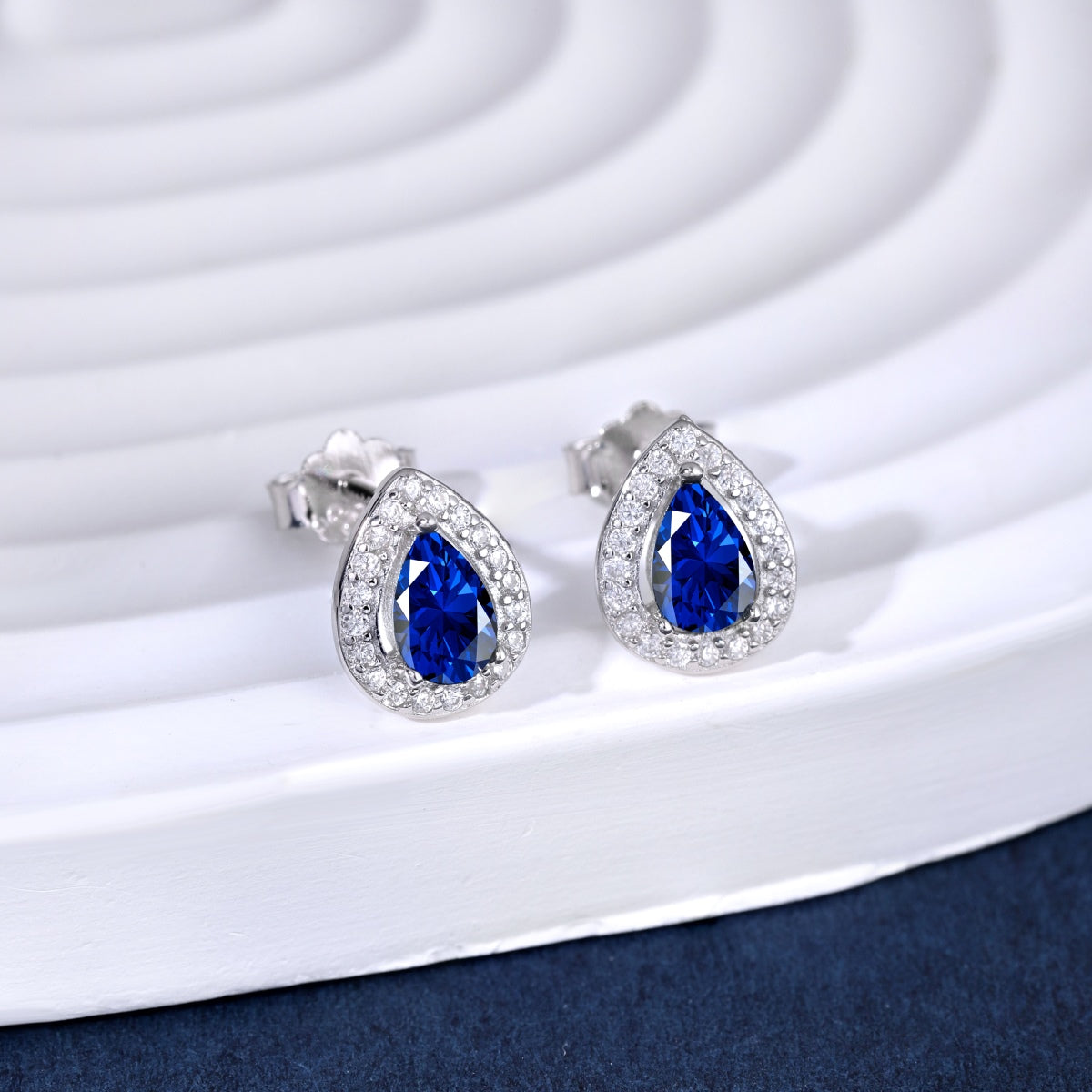 [Rose Jewellery]Luxurious Water Drop Shape Earrings