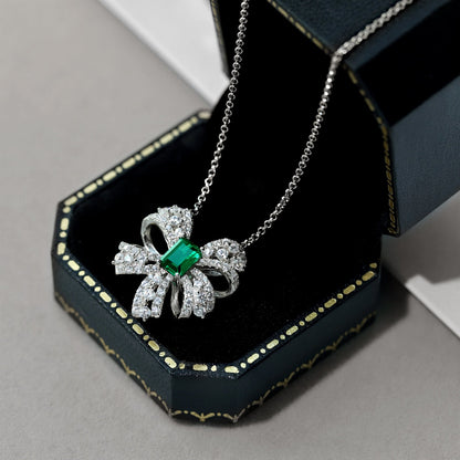 [Rose Jewellery]Luxurious Flower Shape Emerald Cut Necklace