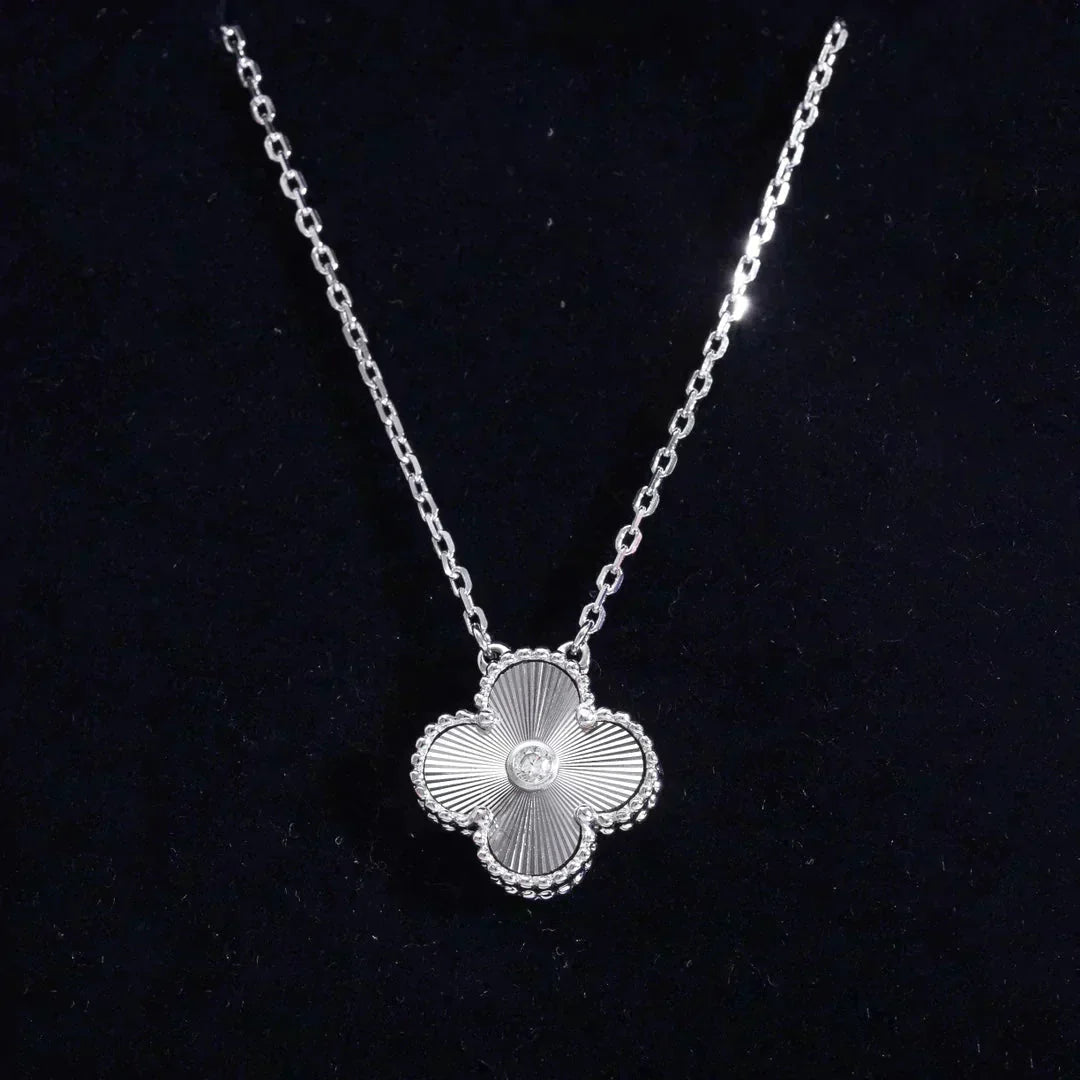 [Rose Jewellery]CLOVER  15MM DIAMOND LASER NECKLACE SILVER