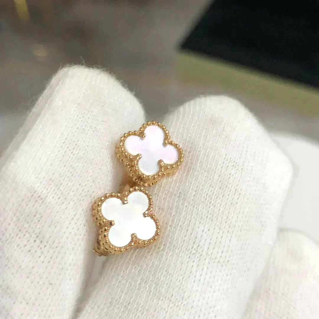 [Rose Jewellery]CLOVER MINI 9.5MM WHITE MOP EARRINGS