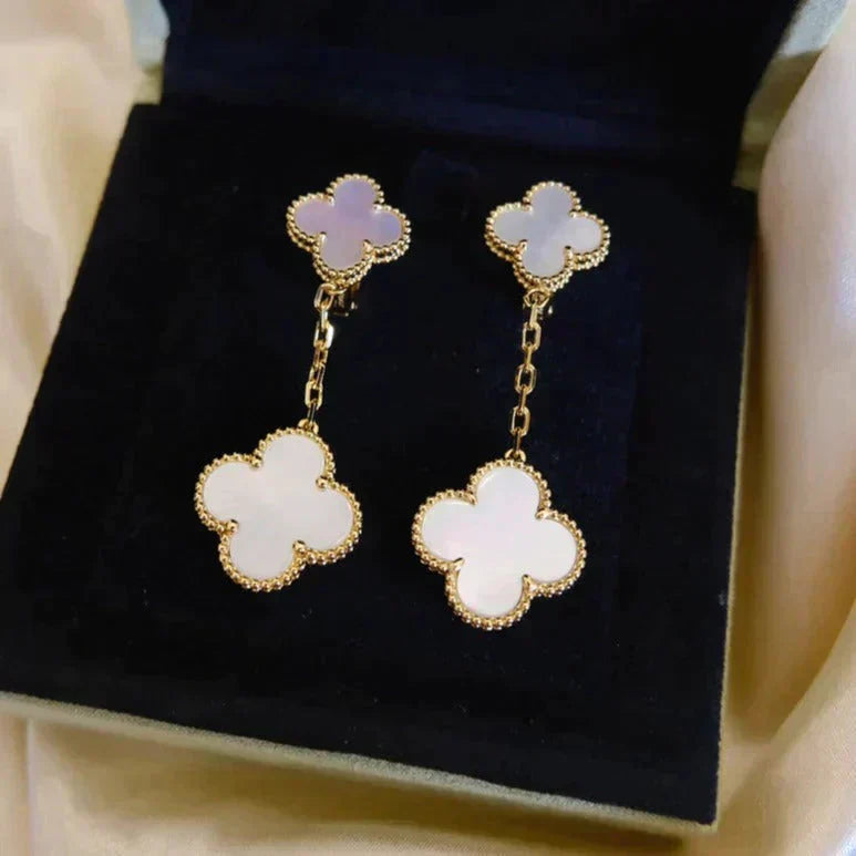 [Rose Jewellery]CLOVER 2 MOTIF WHITE MOP EARRINGS