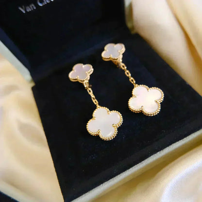 [Rose Jewellery]CLOVER 2 MOTIF WHITE MOP EARRINGS