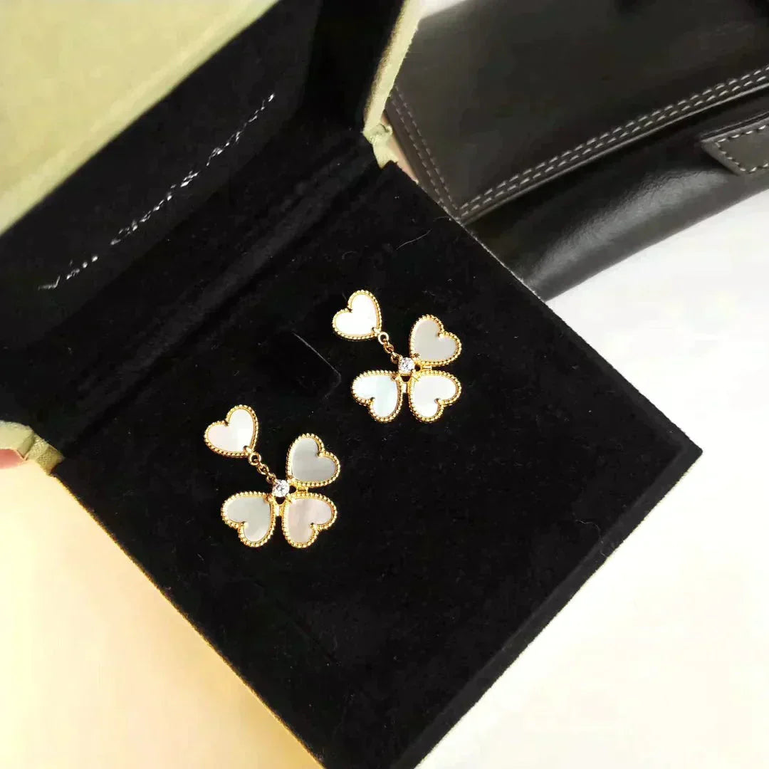 [Rose Jewellery]CLOVER SWEET WHITE MOP EARRINGS