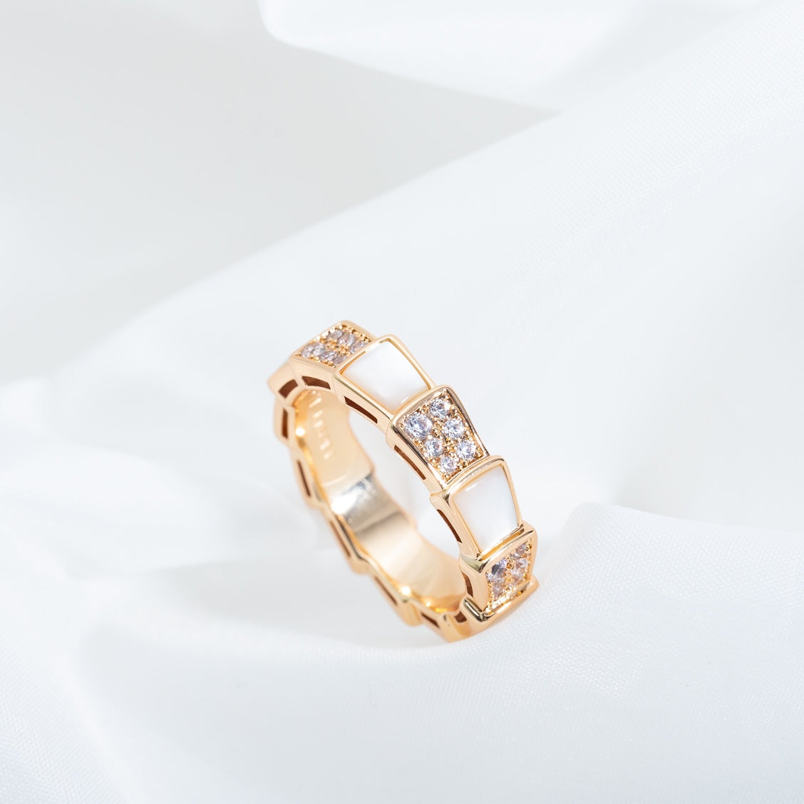 [Rose Jewellery]SERPENTI RING PINK GOLD MOP DIAMOND PAVED 4MM