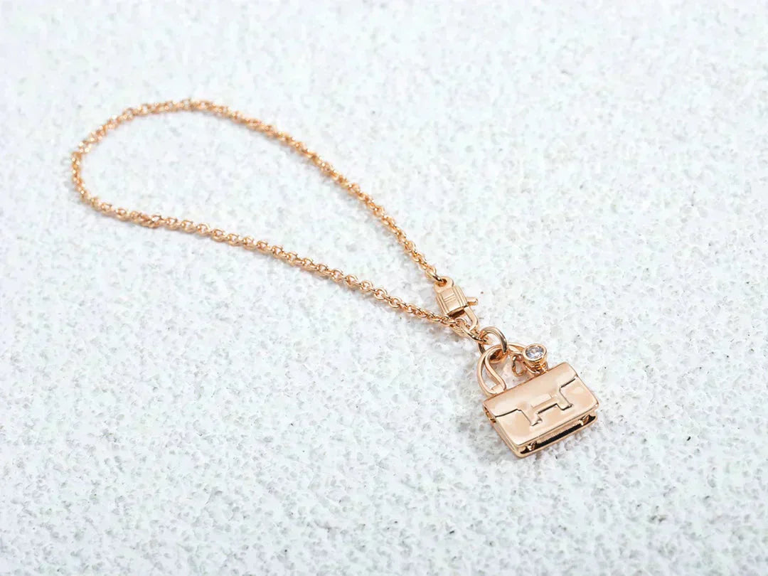 [Rose Jewellery]AMULETTE PEDANT ROSE GOLD NECKLACE