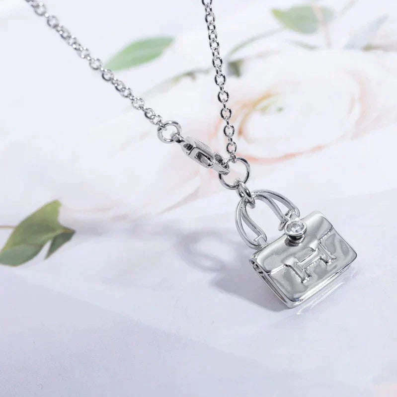 [Rose Jewellery]AMULETTE PEDANT SILVER NECKLACE