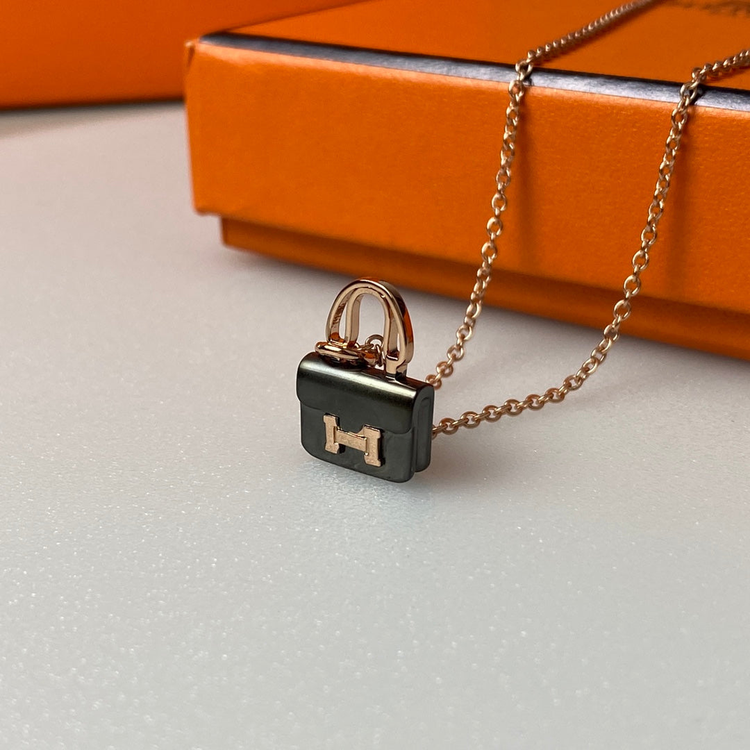 [Rose Jewellery]CONSTANCE BLACK PEDANT PINK GOLD NECKLACE