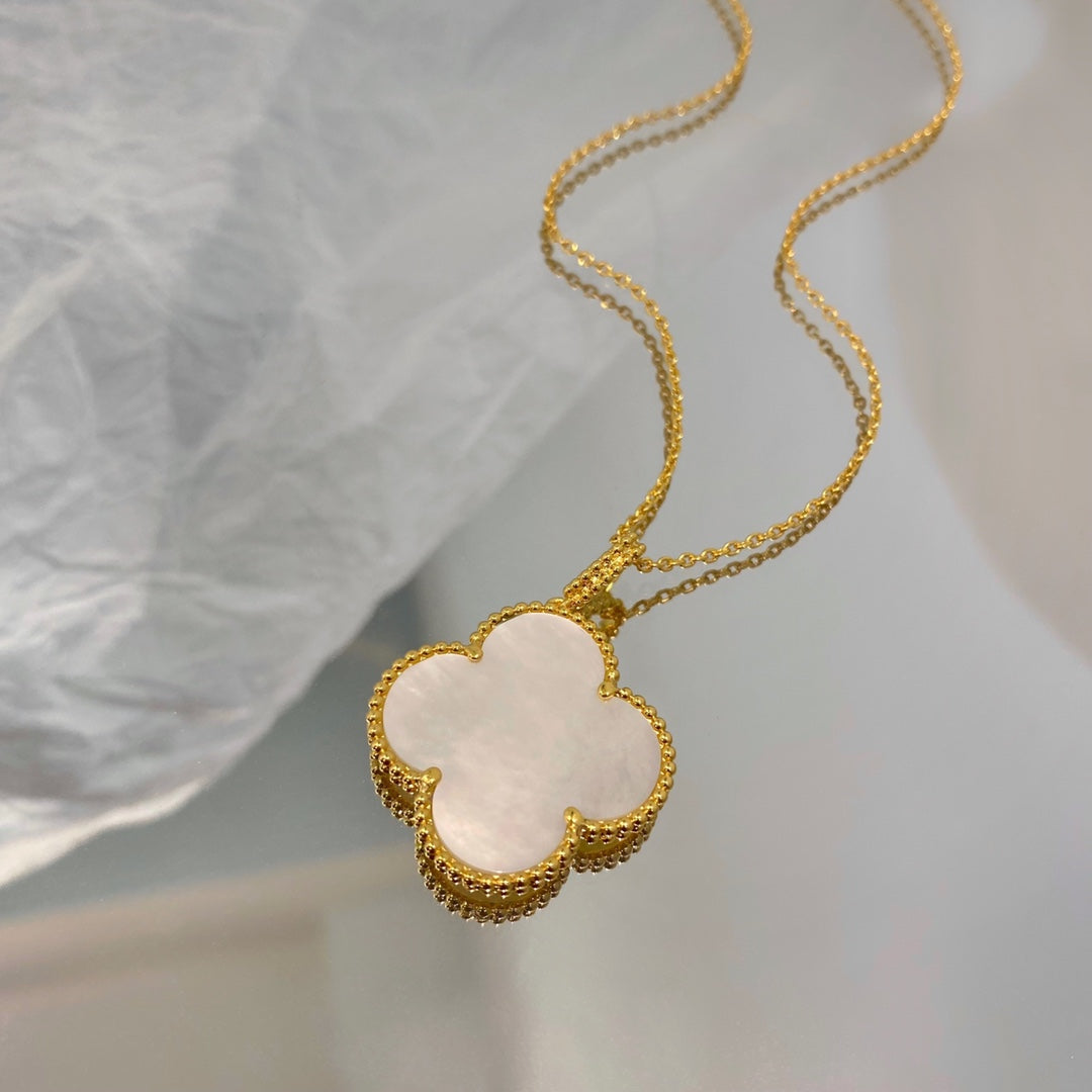 [Rose Jewellery]CLOVER 25MM MOP LARGE PENDANT NECKLACE