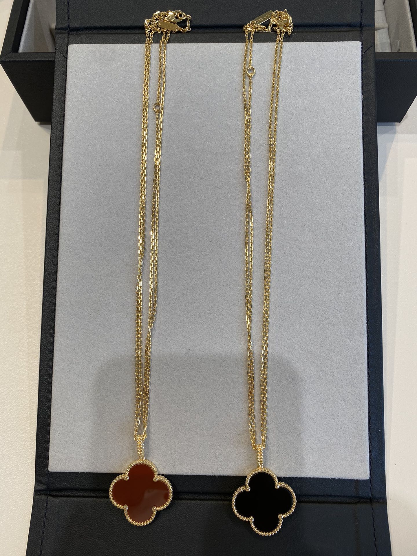 [Rose Jewellery]CLOVER 25MM NECKLACE GOLD CARNELIAN