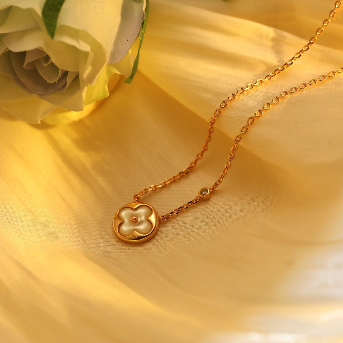 [Rose Jewellery]SUN PEDANT PINK GOLD 1 DIAMOND NECKLACE