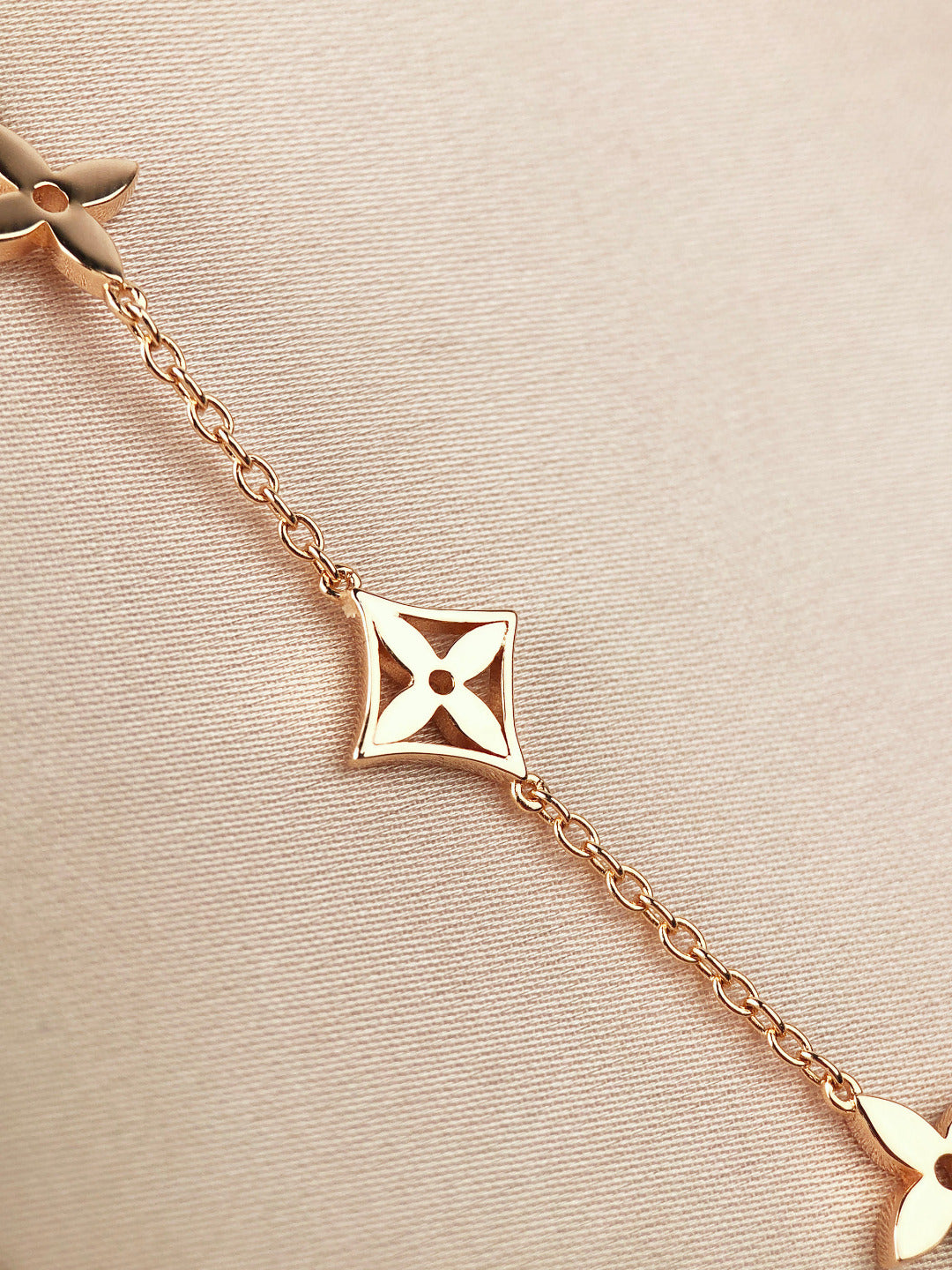 [Rose Jewellery]STAR AND SUN 7 MOTIFS GOLD BRACELET