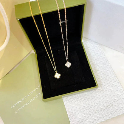 [Rose Jewellery]CLOVER MINI 9.5MM WHITE MOTHER-OF-PEARL NECKLACE