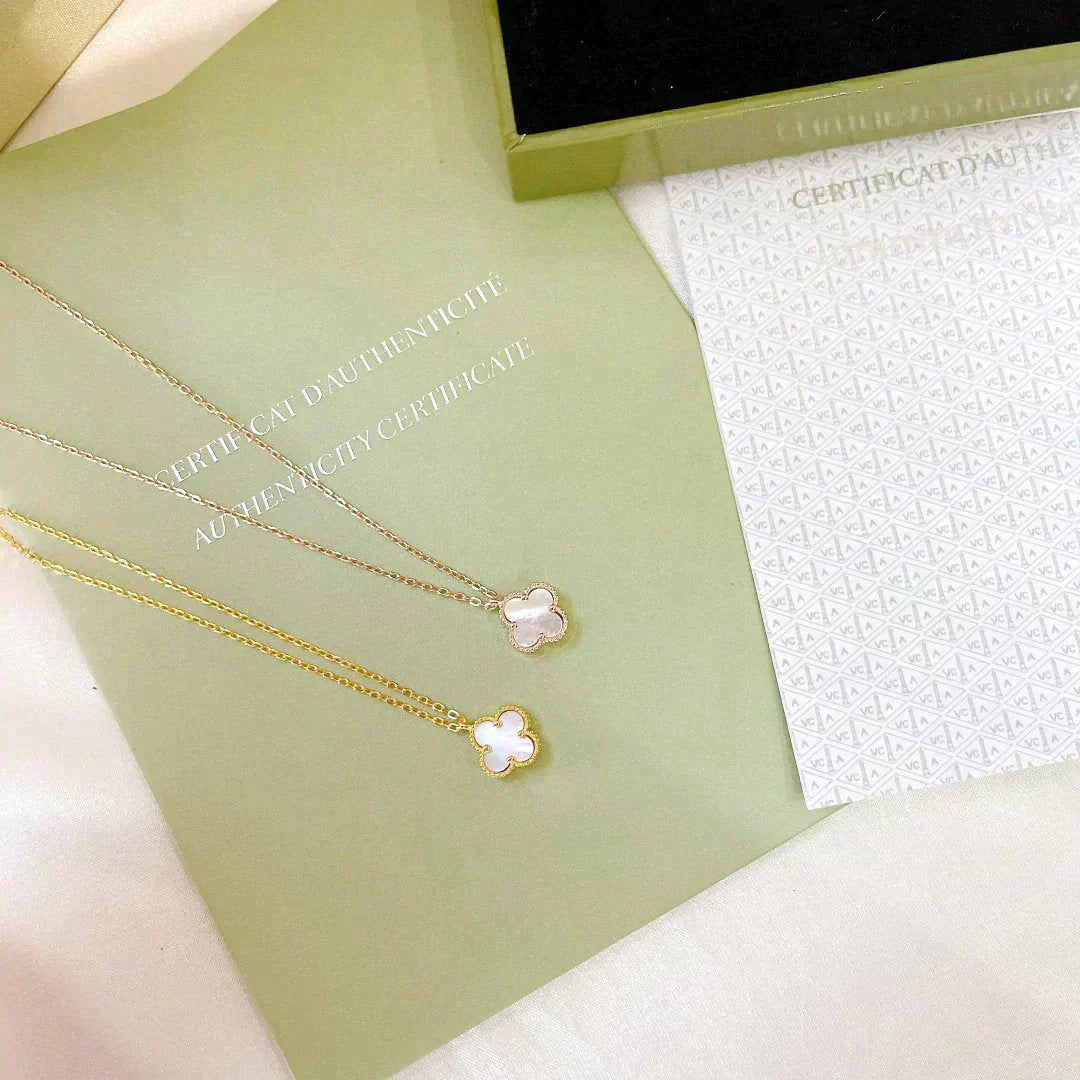 [Rose Jewellery]CLOVER MINI 9.5MM WHITE MOTHER-OF-PEARL NECKLACE