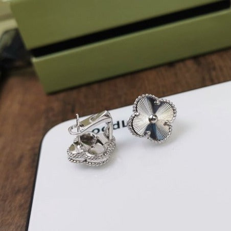 [Rose Jewellery]CLOVER MEDIUM STUD EARRINGS