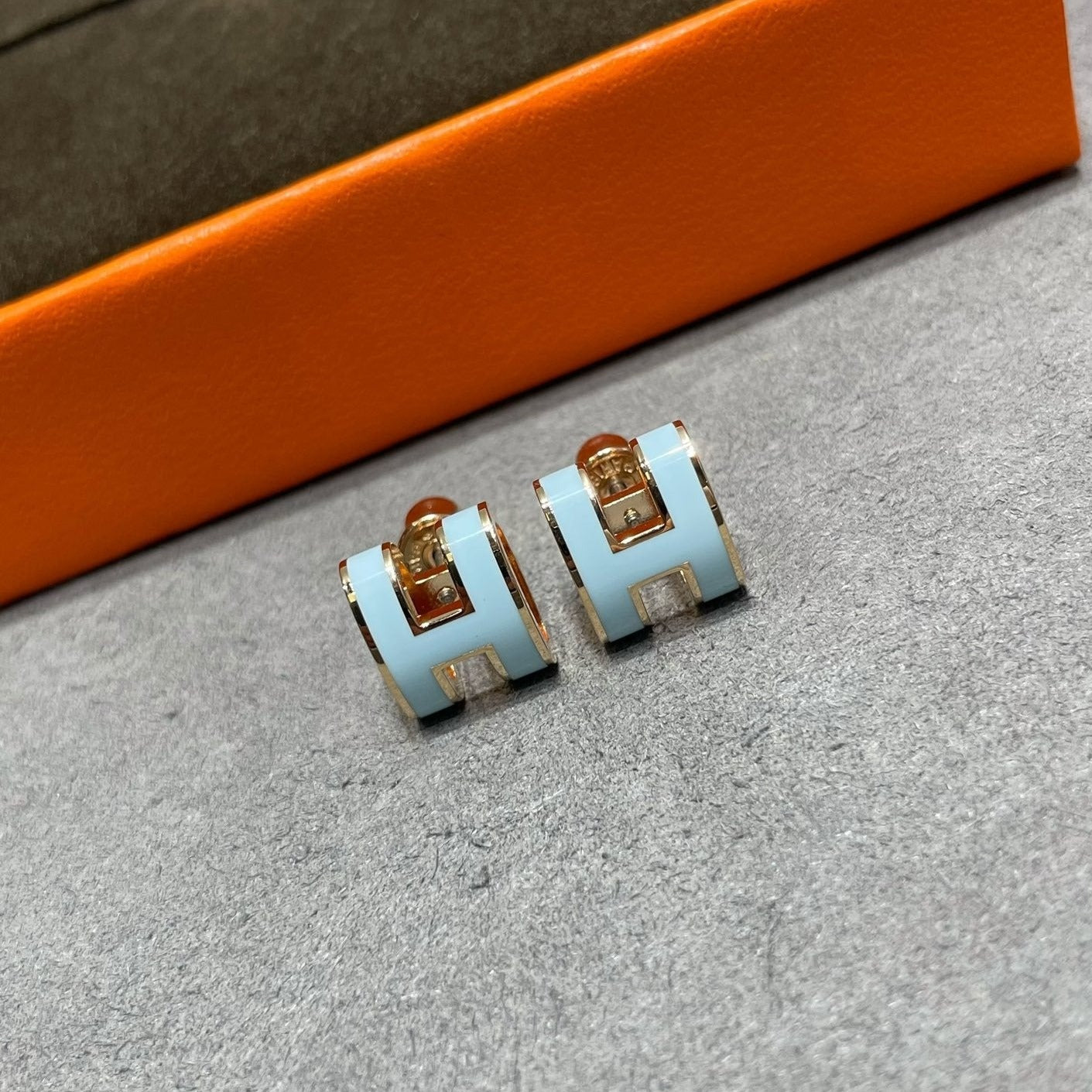 [Rose Jewellery]POP H SKY BLUE STUD EARRINGS