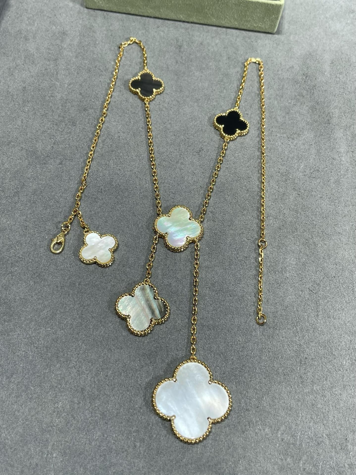 [Rose Jewellery]CLOVER 6 MOTIF MOP ONYX GOLD NECKLACE