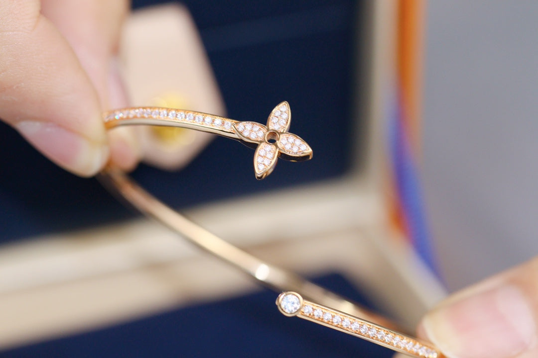 [Rose Jewellery]LV IDYLLE PINK GOLD OPEN BRACELET DIAMOND PAVED