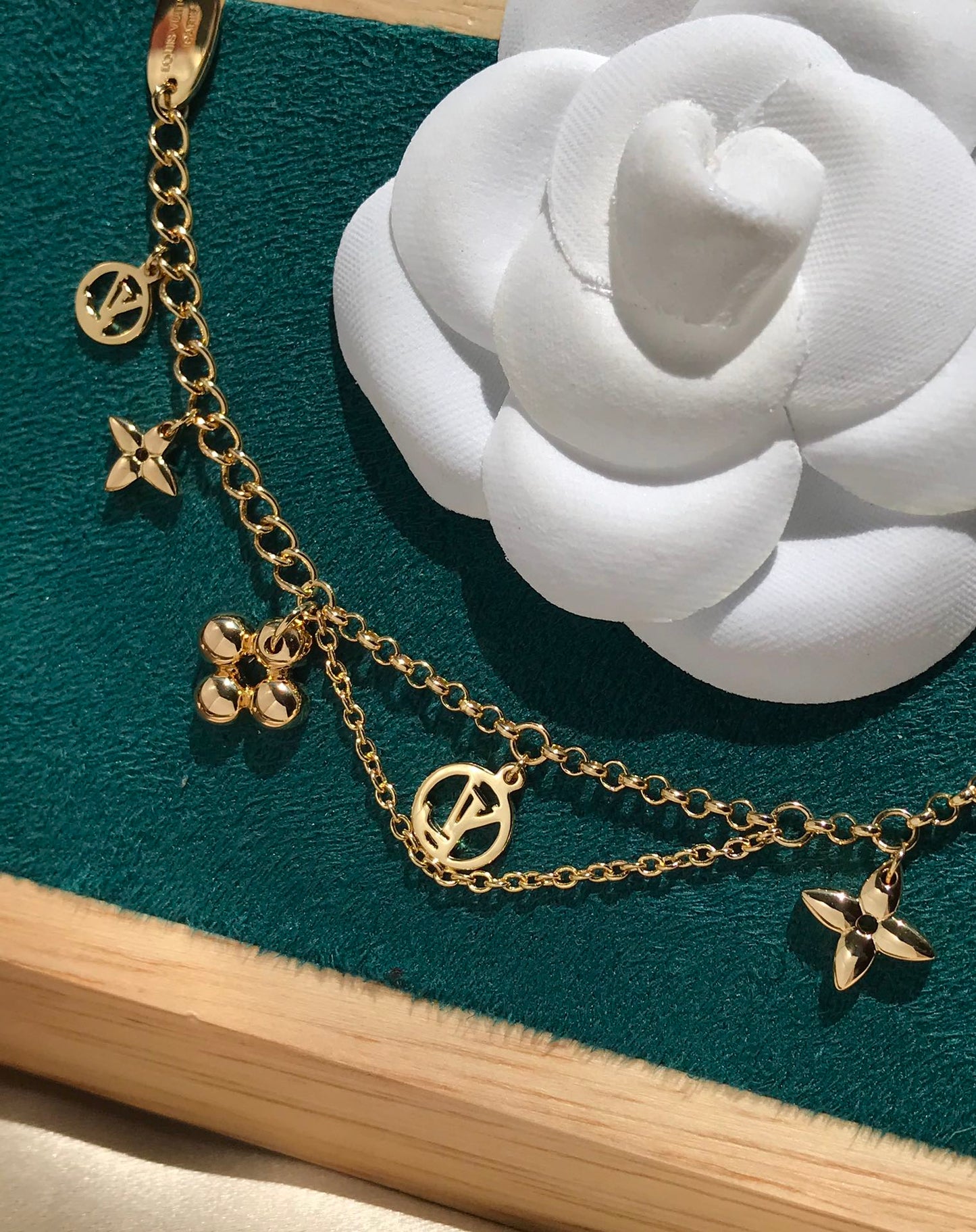 [Rose Jewellery]LV BLOOMING PINK GOLD MOP BRACELET