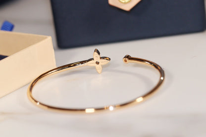 [Rose Jewellery]LV IDYLLE GOLD OPEN BRACELET DIAMOND PAVED