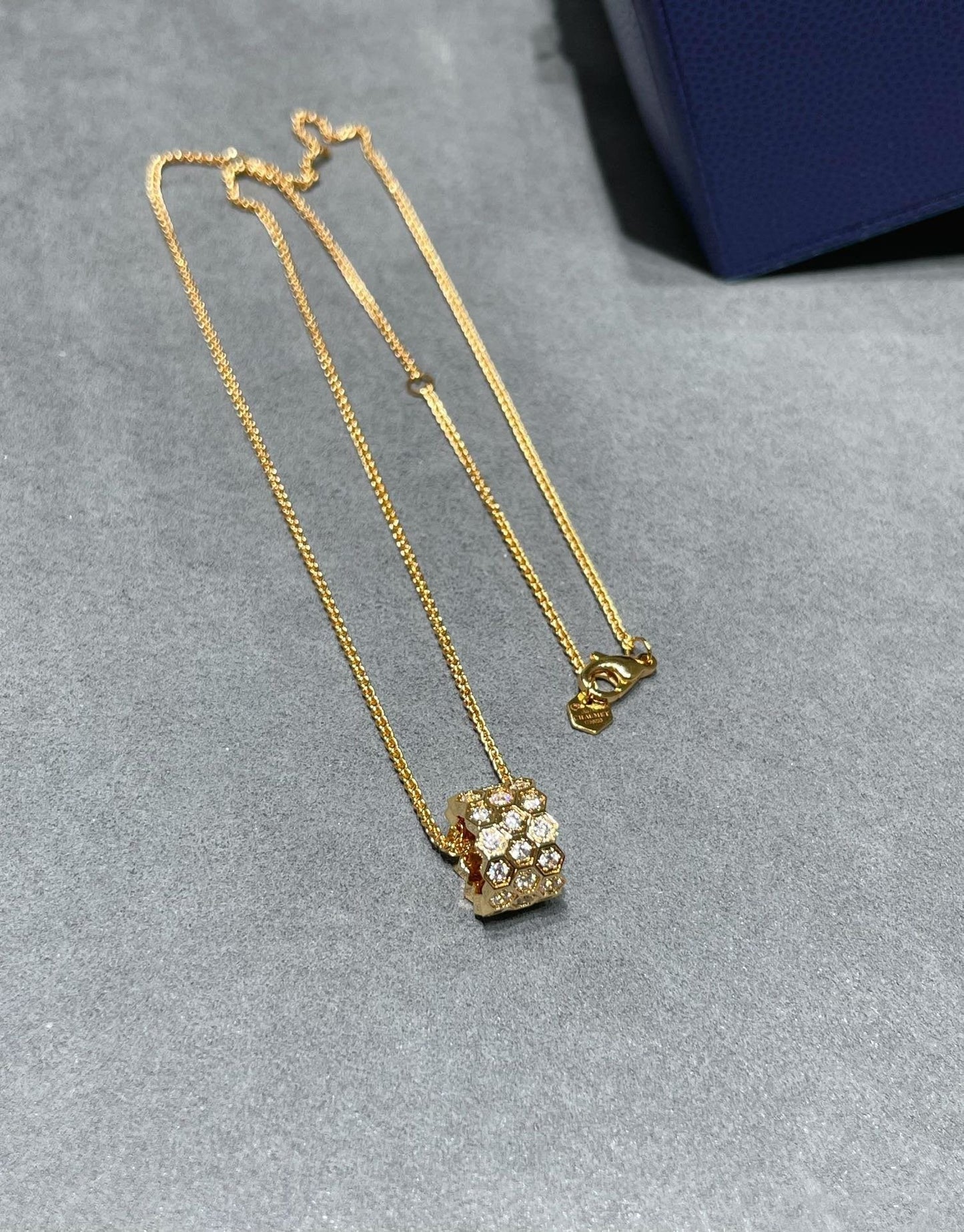 [Rose Jewellery]BEE LOVE DIAMOND PAVED 3 ROW NECKLACE