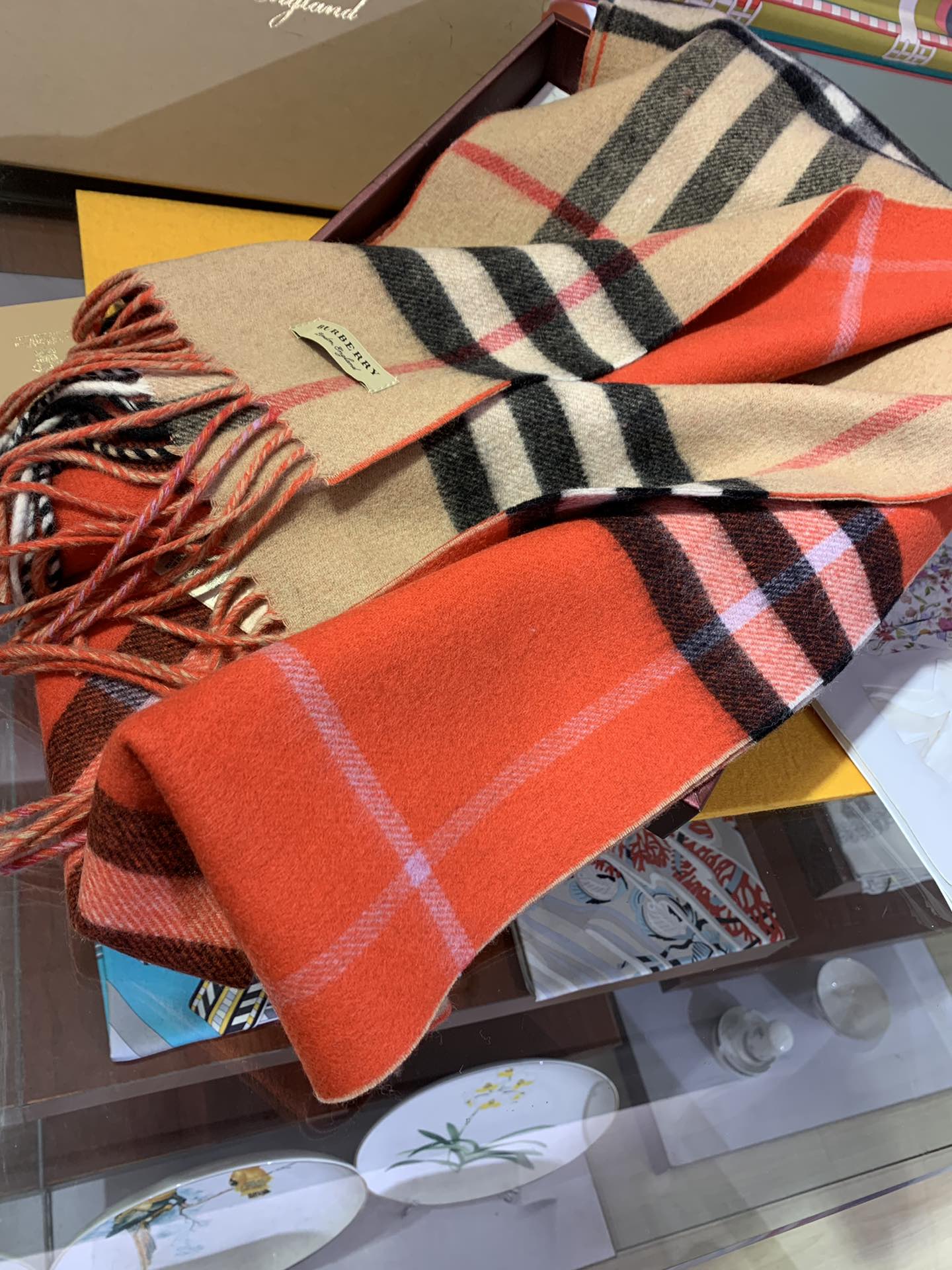 LONG SCARF 250 CM IN TIGER ORANGE AND BEIGE CASHMERE 410473