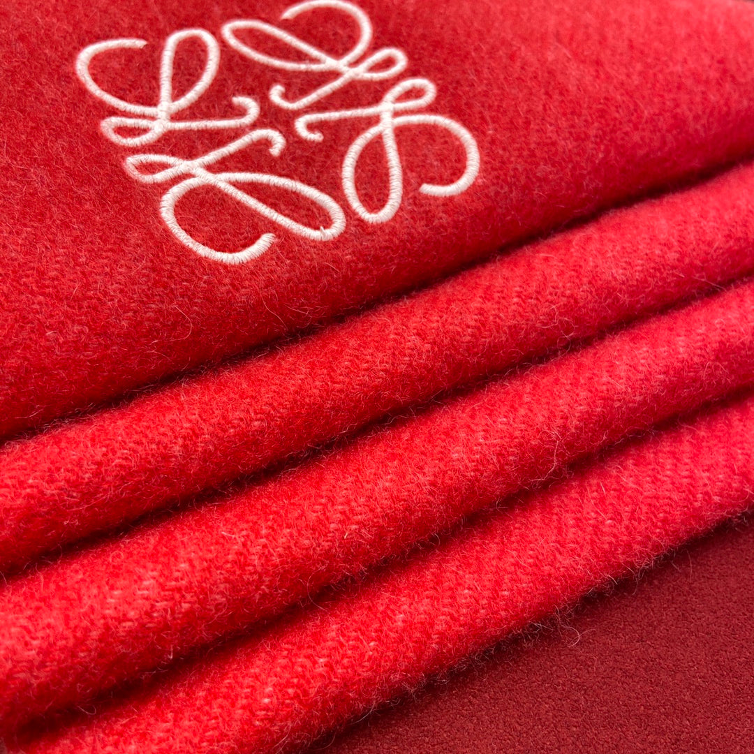 SCARF 180 CM IN CHERRY RED WOOL 409999