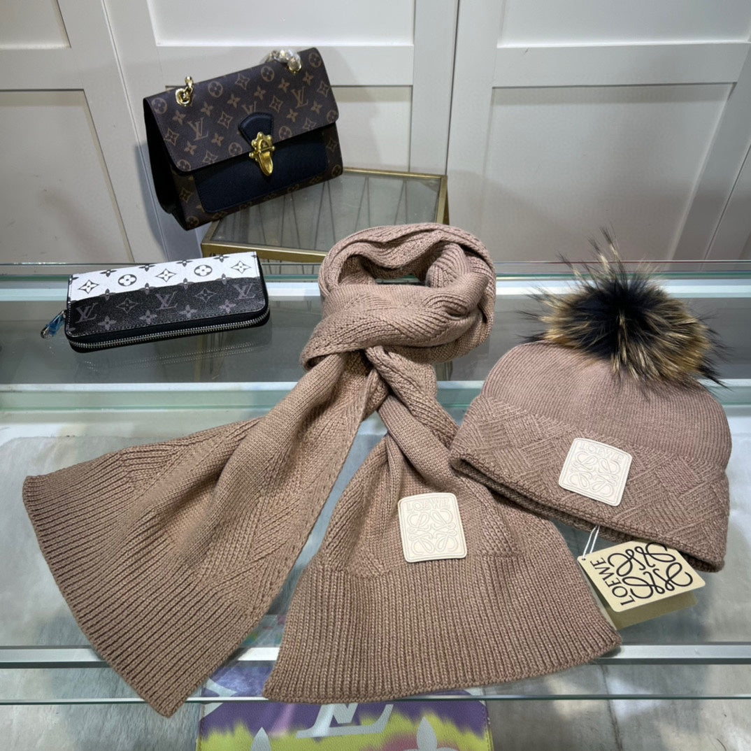 CLASSIC HAT & SCARF SET IN MEIDUM BROWN CASHMERE 379251