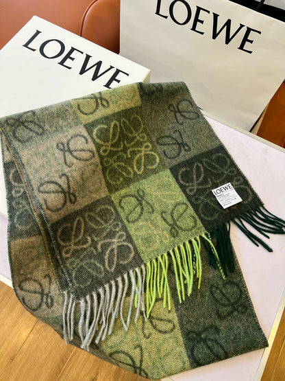 SCARF 180 CM IN BOTTLE GREEN MIX KHAKI WOOL AND CASHMERE 410100