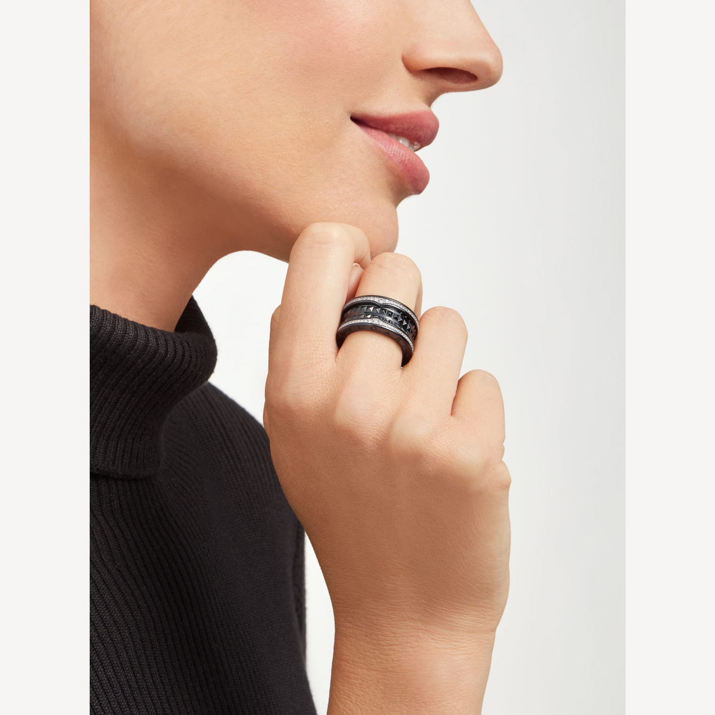 [Rose Jewellery]ZERO 1 ROCK FOUR-BAND BLACK CERAMIC WITH STUDDED SPIRAL AND PAVED DIAMONDS RING