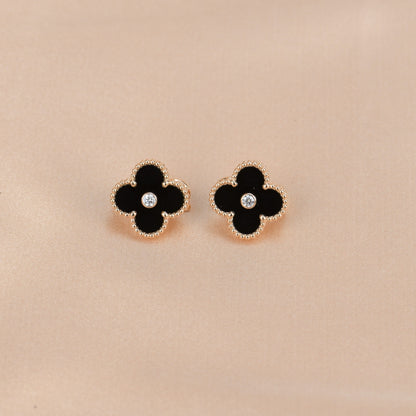 [Rose Jewellery]CLOVER MEDIUM 1 MOTIFS ONYX DIAMOND EARRINGS