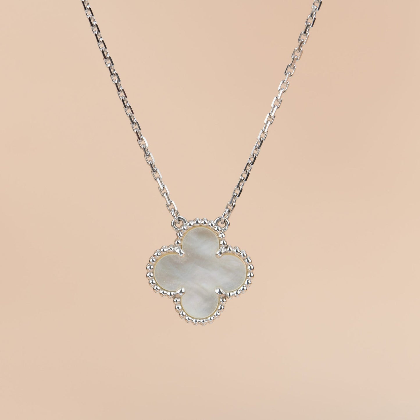 [Rose Jewellery]CLOVER  15MM WHITE MOTHER-OF-PEARL SILVER