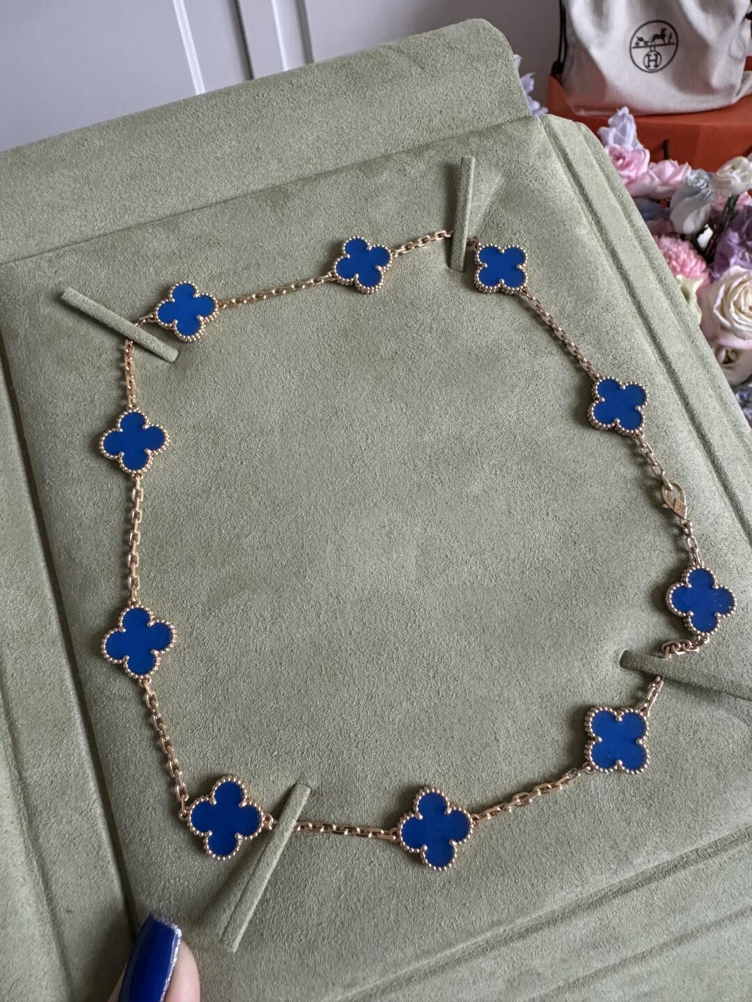 [Rose Jewellery]Clover 10 Motifs Blue Chalcedony Necklace.