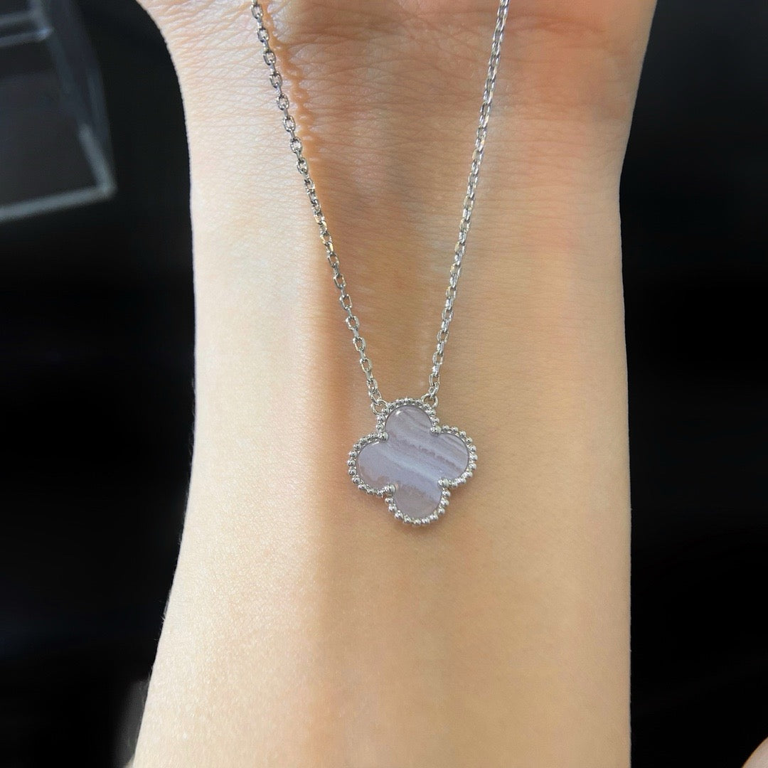 [Rose Jewellery]CLOVER 15MM BLUE CHALCEDONY NECKLACE SILVER