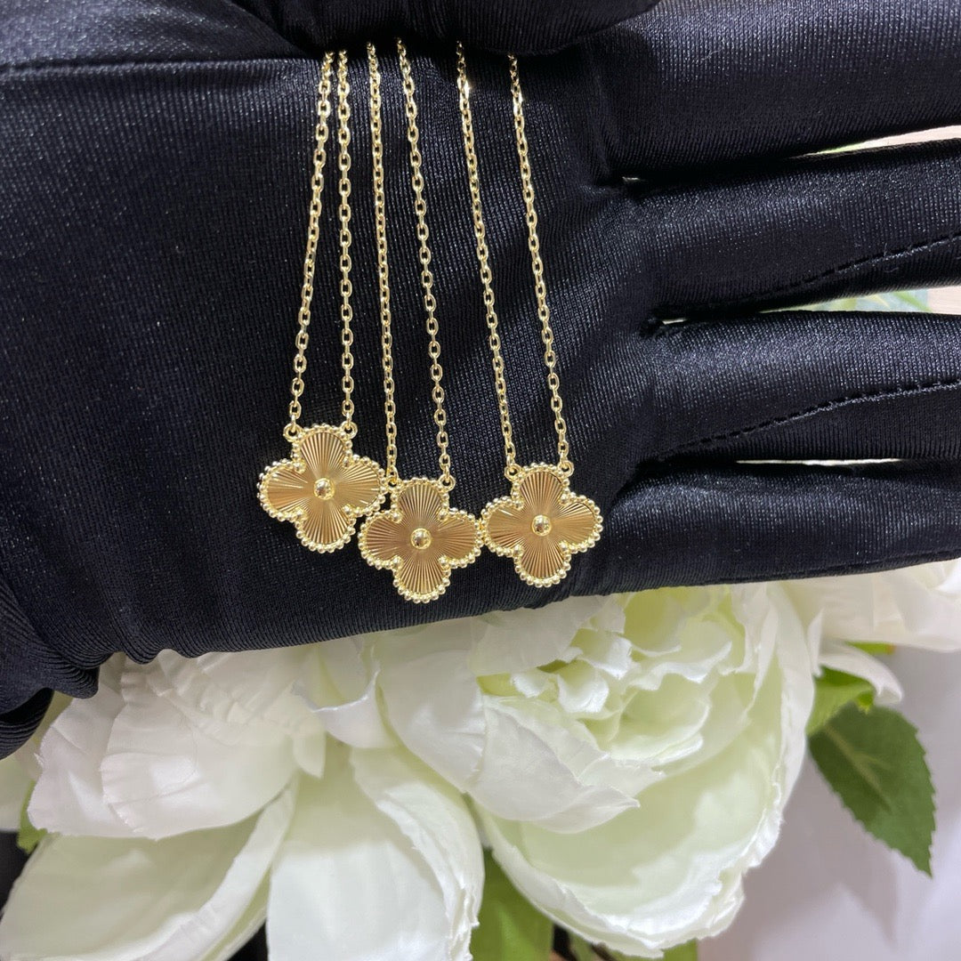 [Rose Jewellery]CLOVER 15MM LASER NECKLACE