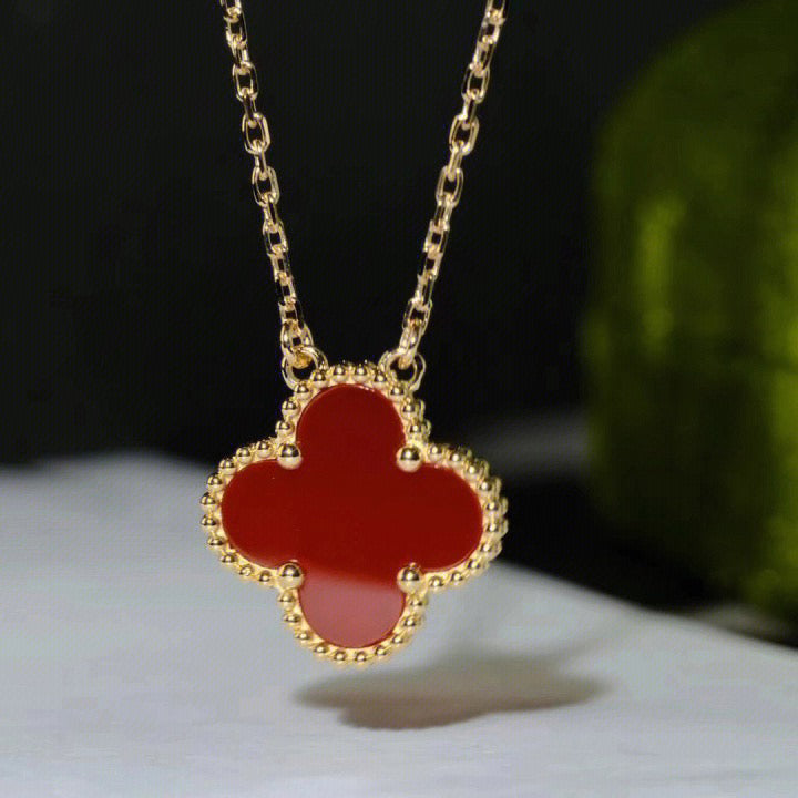 [Rose Jewellery]CLOVER 15MM CARNELIAN SINGLE FLOWER NECKLACE