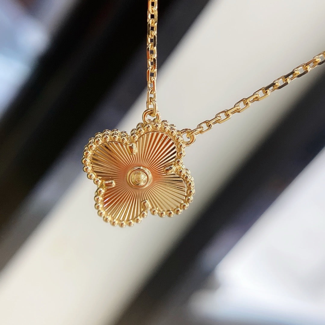 [Rose Jewellery]CLOVER 15MM LASER NECKLACE