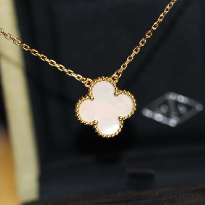 [Rose Jewellery]CLOVER  15MM WHITE MOTHER-OF-PEARL NECKLACE