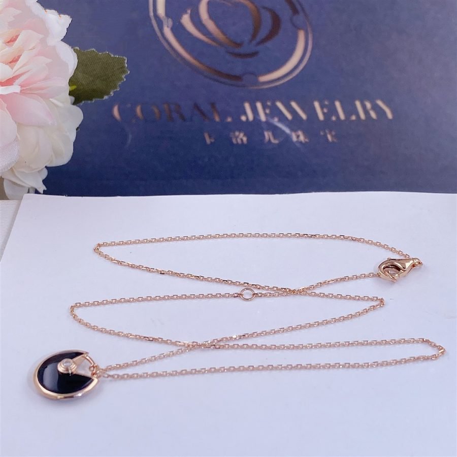 [Rose Jewellery]AMULETTE ROSE GOLD ONYX NECKLACE