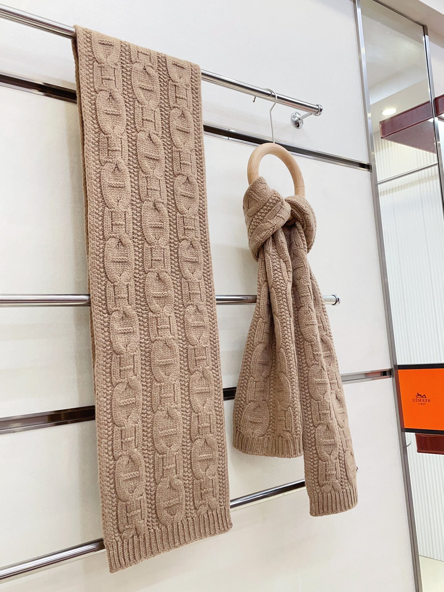 FAUBOURG MUFFLER 170 CM IN CAMEL BEIGE CASHMERE