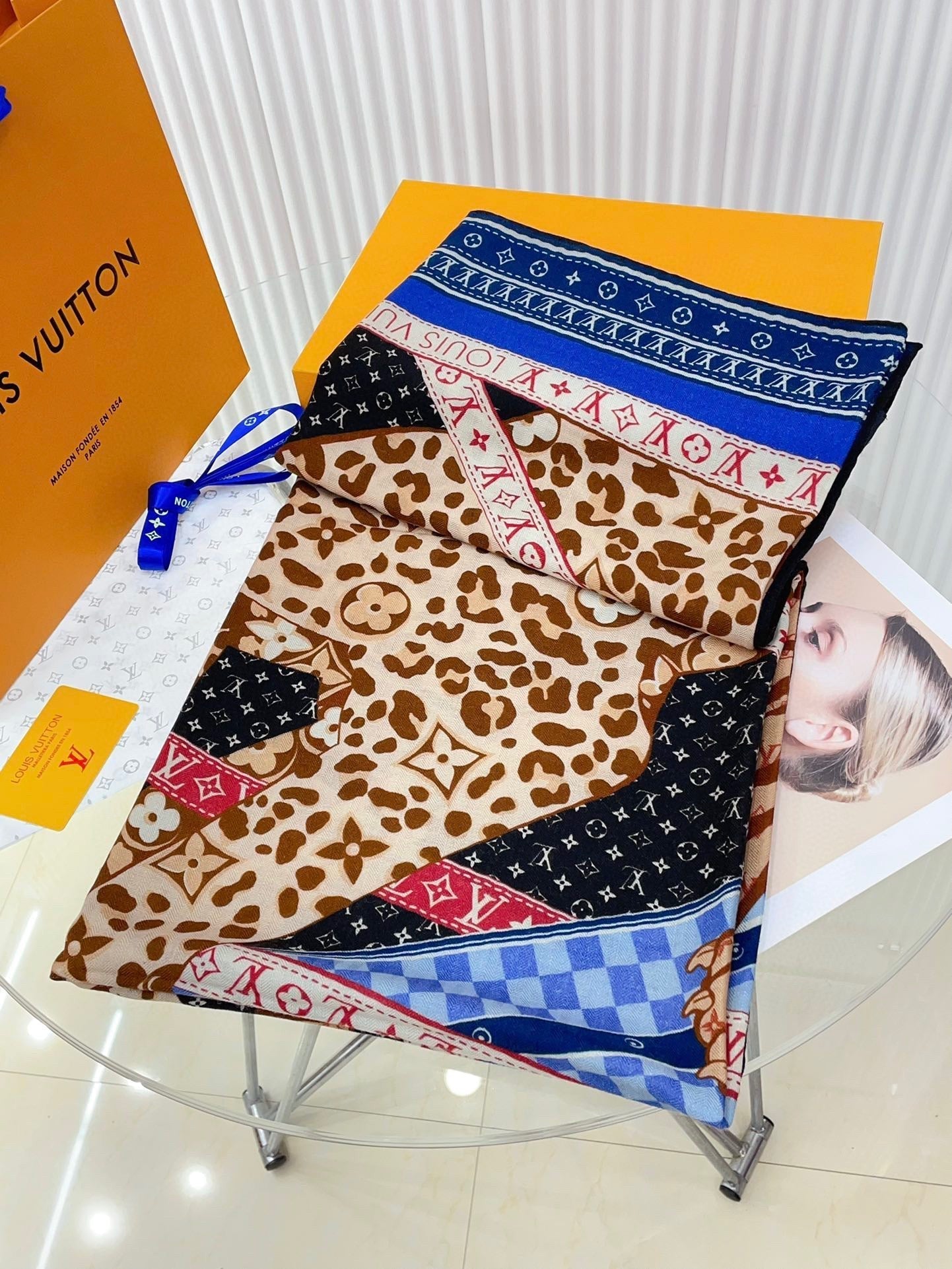 FELINE DUO 140 CM SQUARE SILK SCARF COLORFUL 398282