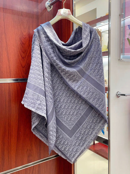 SQUARE SCARF 140 CM IN COOL GRAY WOOL AND SILK  408661