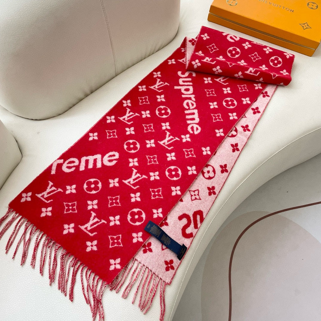 SUPREME X MONOGRAM 180 CM SCARF IN CHERRY RED WOOL AND CASHMERE 392942