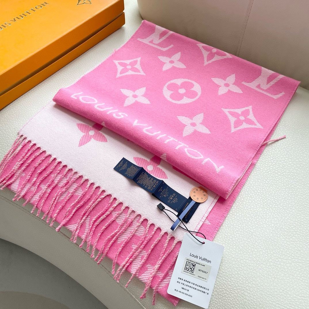 ESSENTIAL SCARF 186 CM IN BRIGHT PINK WOOL 399776