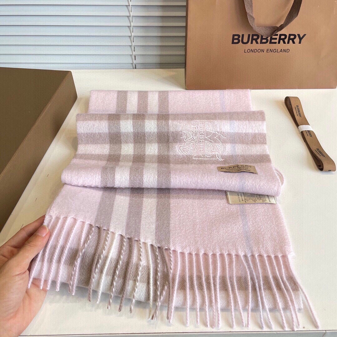 CLASSIC CHECK SCARF 180 CM IN PASTEL PINK CASHMERE 394770