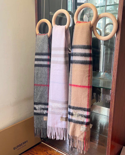 CLASSIC CHECK SCARF 180 CM IN PASTEL PINK CASHMERE 394770