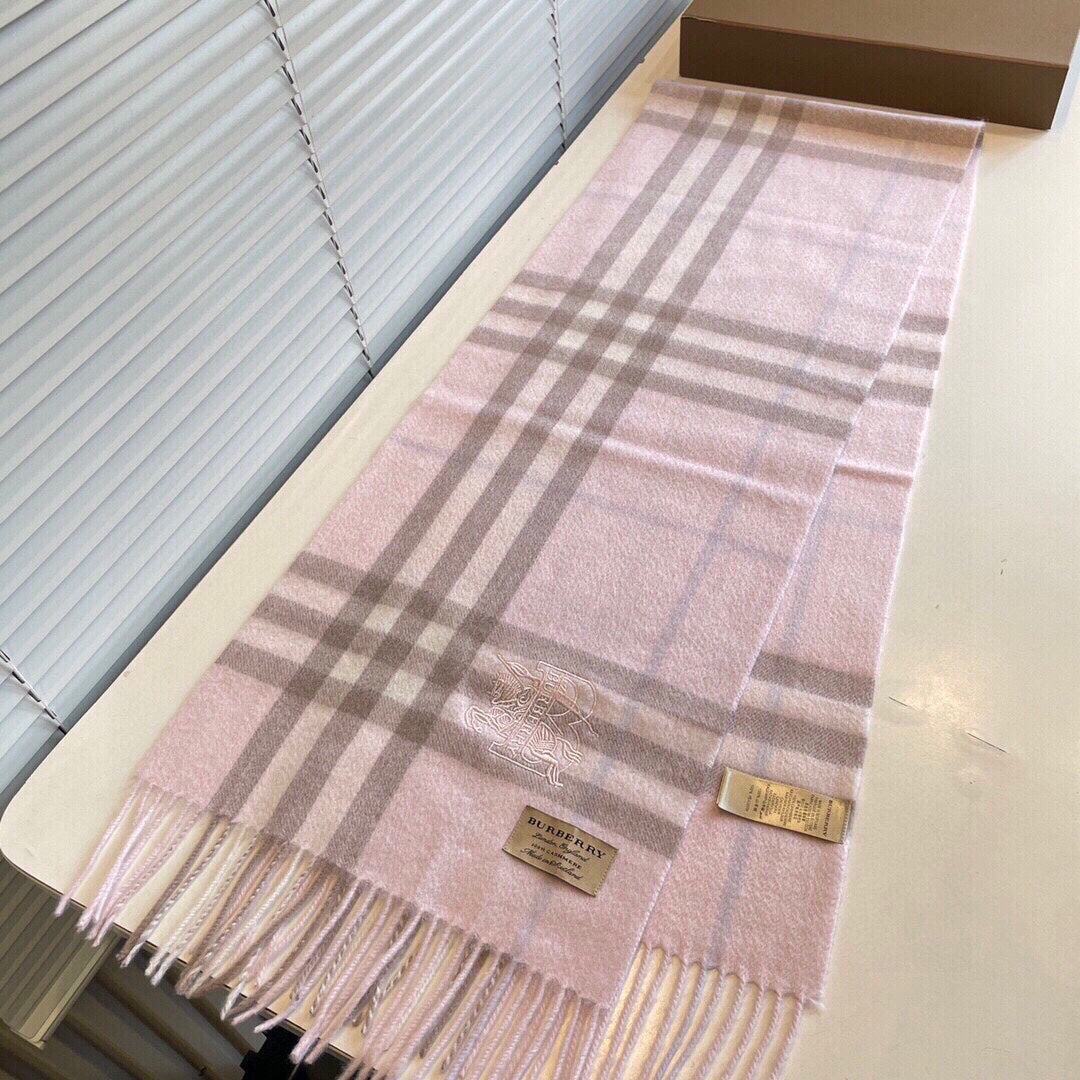 CLASSIC CHECK SCARF 180 CM IN PASTEL PINK CASHMERE 394770